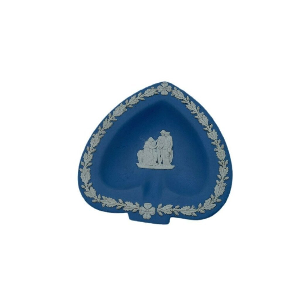 Vintage Wedgewood Jasperware Spade Shaped Blue Trinket Dish Ashtray